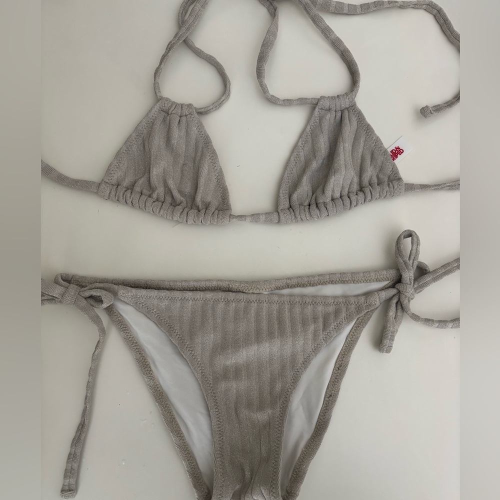 Solid & Striped shimmer grey bikini set!